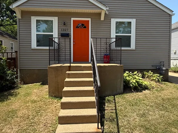 1327 Louisville Ave, Saint Louis, MO 63139