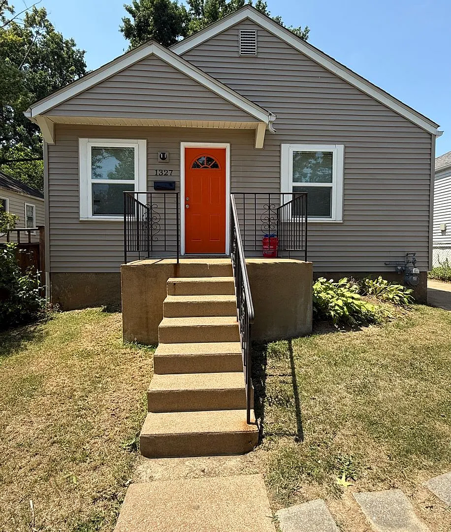1327 Louisville Ave photo 1