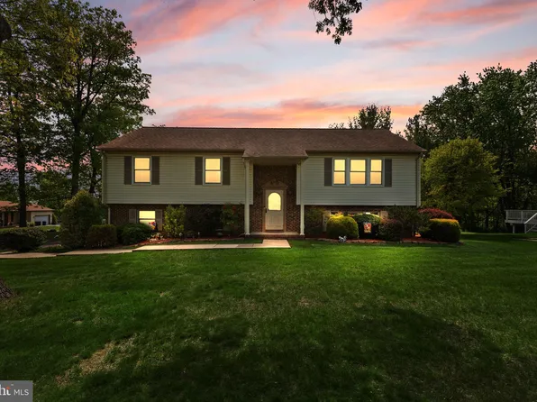 9135 Lennings Ln, Baltimore, MD 21237