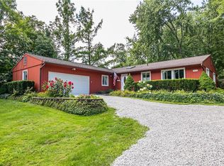 9054 N Bedford Rd, Macedonia, OH 44056