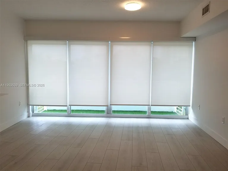 6580 Indian Creek Dr #201 — Photo 12