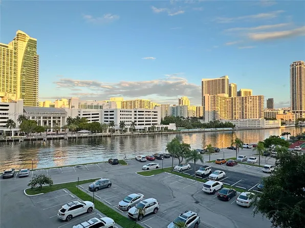 400 Leslie Dr APT 512, Hallandale Beach, FL 33009