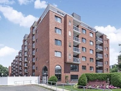 8 9th St APT 508, Medford, MA, 02155