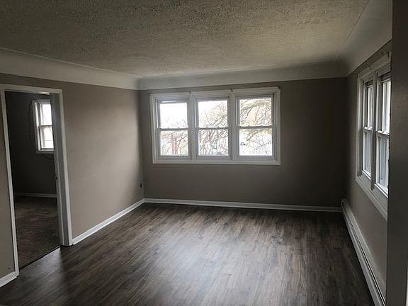 2nd image of 312 Cherry St
