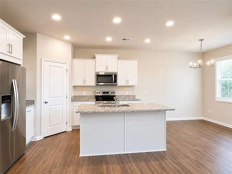 123 Mill Pond Ln — Photo 10