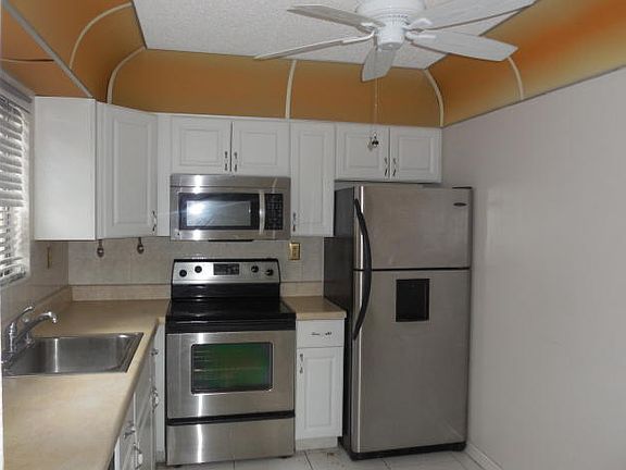 3rd image of 15109 Ashland Ter #311