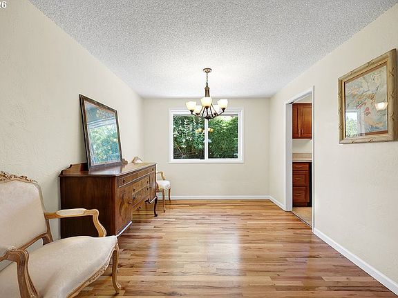 5th image of 3295 Potter St
