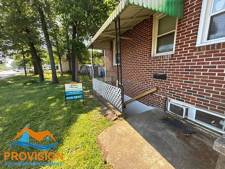1000 Linda Lee Dr #1000B — Photo 2