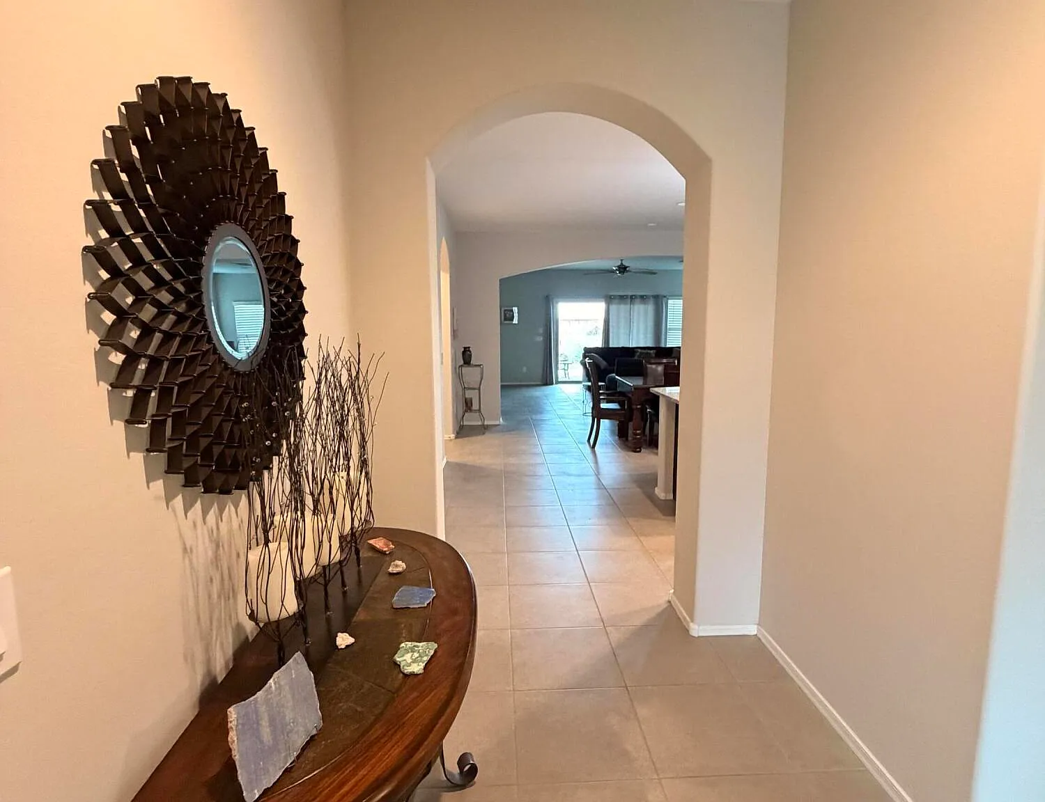 3 bed, 2.0 bath, 2133 sqft, $2,200 — Photo 2