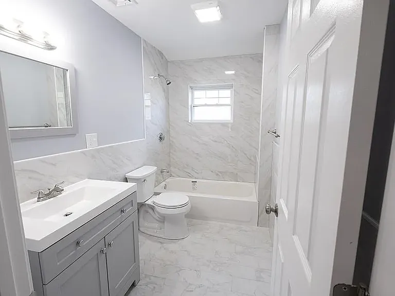 981 Hancock St #2 — Photo 6