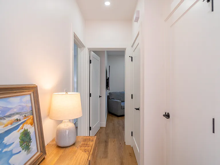 3038 Beech St — Photo 14