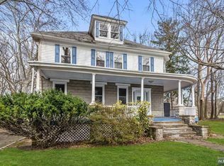 133 Grant Ave, Cresskill, NJ 07626