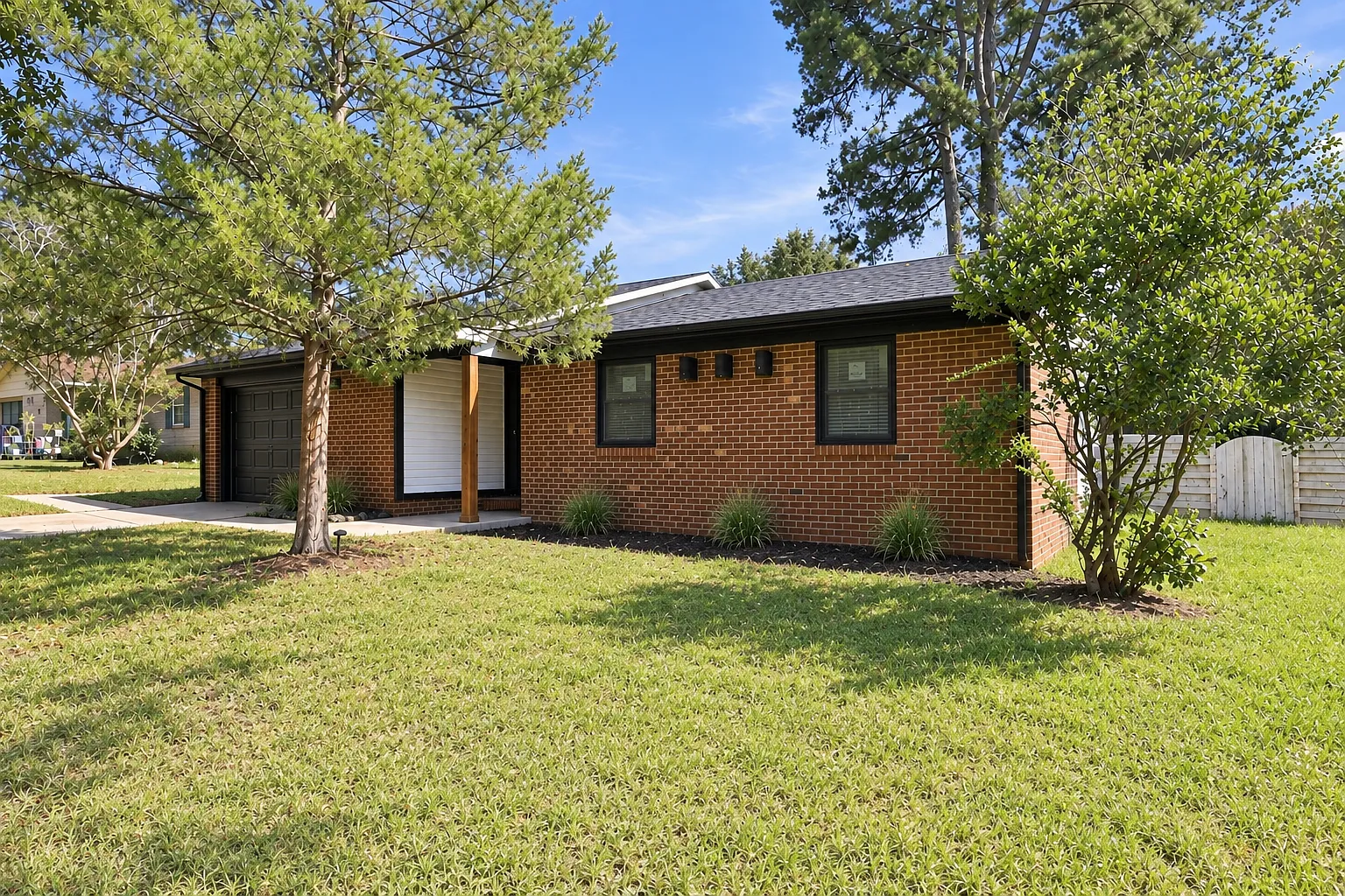 3 bed, 1476 sqft, $1,800 — Photo 1