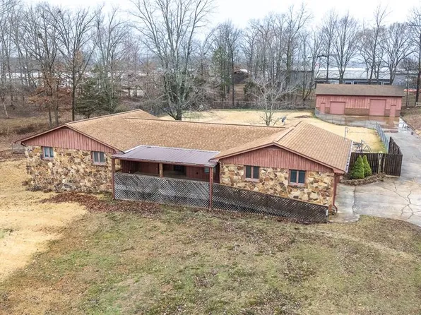 2305 Lee St, Poplar Bluff, MO 63901