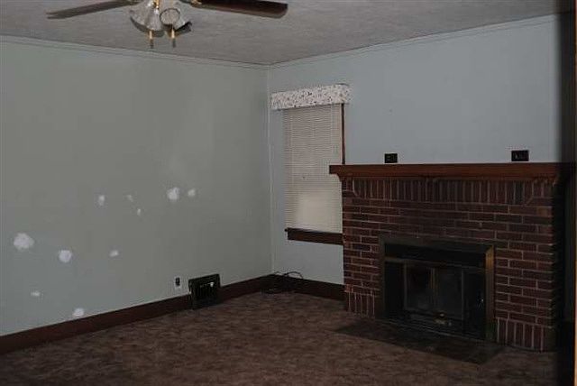 2nd image of 315 Maple St