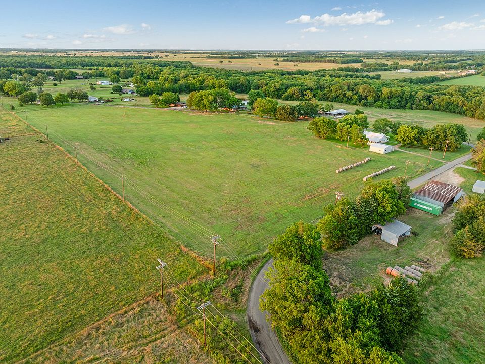 2nd image of County Road 12200