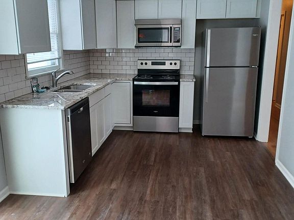 Stove , microwave , dishwasher