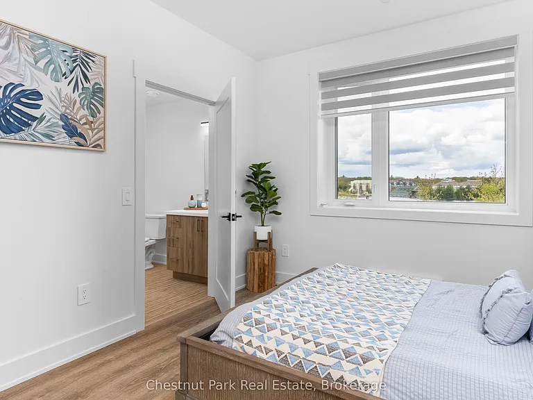520 Isaac St #STUDIO — Photo 8