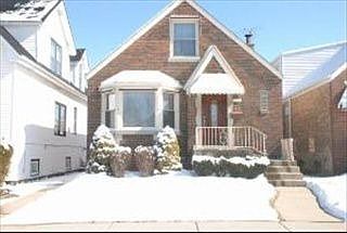5th image of 3651 N Newcastle Ave