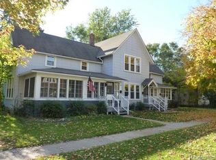 323 Church St, Belleville, MI 48111