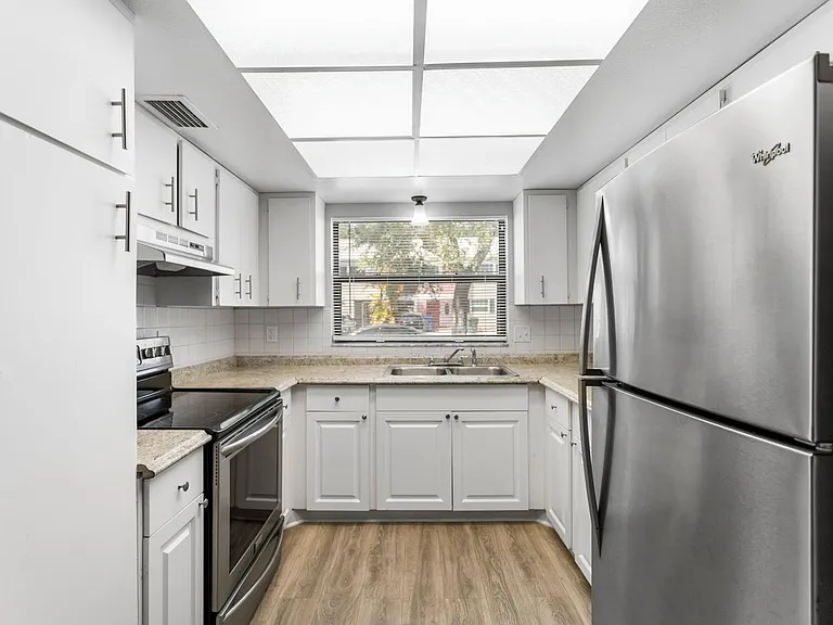 2820 S Pines Dr #132 — Photo 9