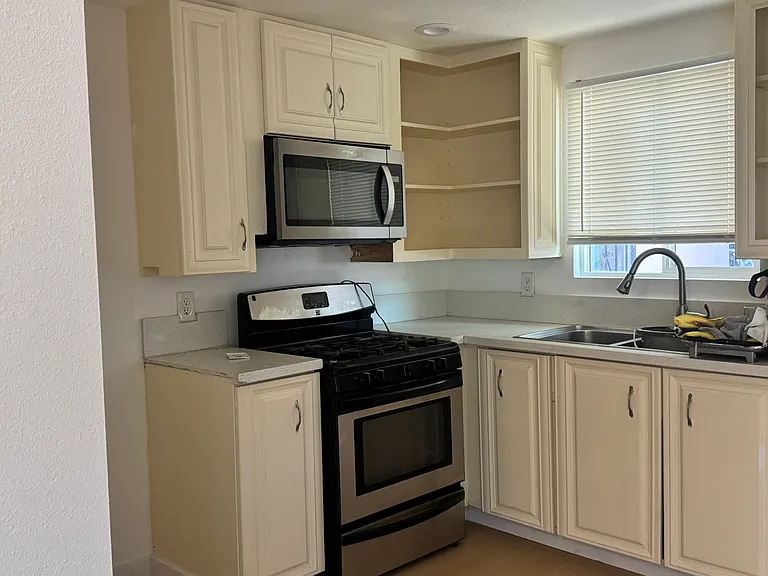 4416 E 57th St #B — Photo 12