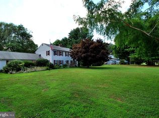 157 Long Ln, Kirkwood, PA 17536