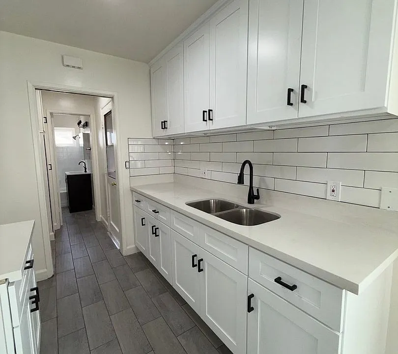 632-636 Aerick St #644