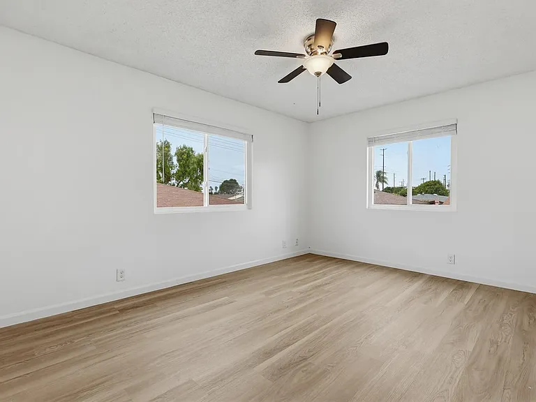 1724 Elm Ave #B — Photo 16