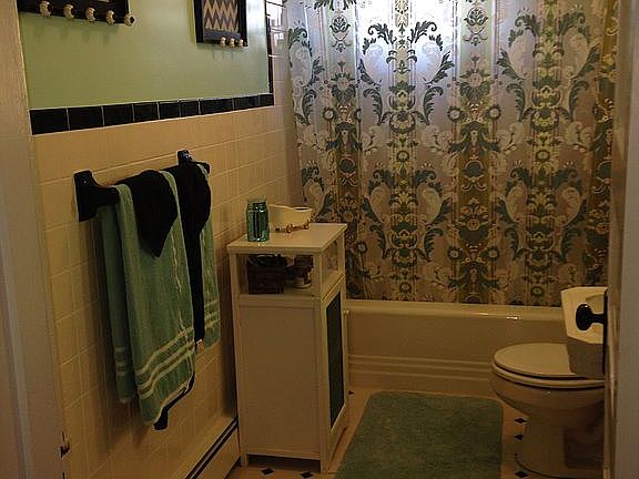 Upstairs hall bath