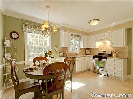 Kitchen and eating area