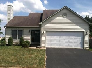 2970 Lake Hollow Rd, Hilliard, OH 43026