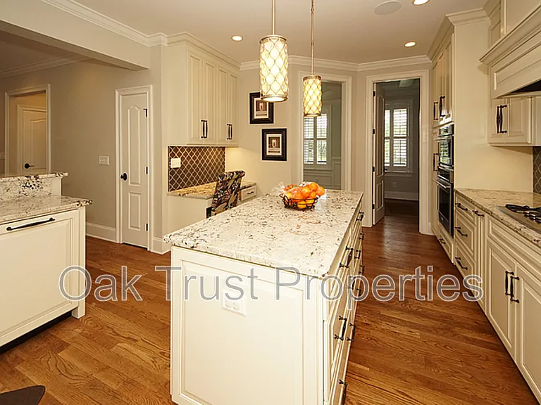 125 Brogun Ln — Photo 14