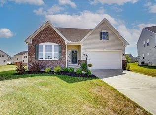 106 Regatta Park Dr, Fairborn, OH 45324