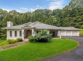 22 Horizon Dr, Mendham, NJ 07945