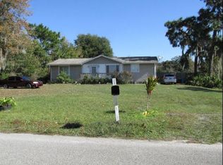 3550 Foxwood Blvd, Zephyrhills, FL 33543