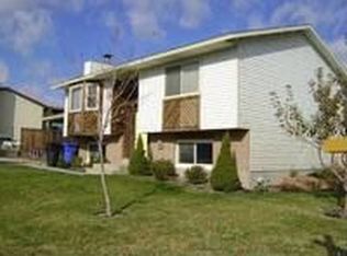 5894 W Plumbago Ave, Kearns, UT 84118