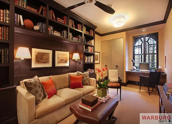 Sold by Warburg | media 26