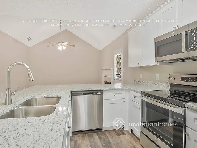 350 Mountain Way — Photo 10
