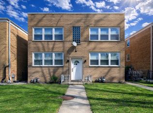 4848 Hull St APT 1E, Skokie, IL