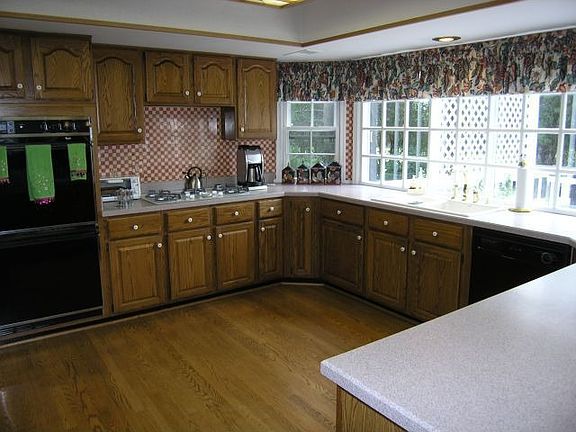 2nd image of 15263 Eagle Tavern Way