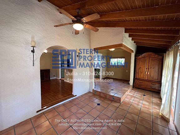 4th image of 1547 S Hayworth Ave