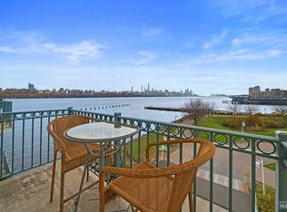 323 The Promenade, Edgewater, NJ 07020