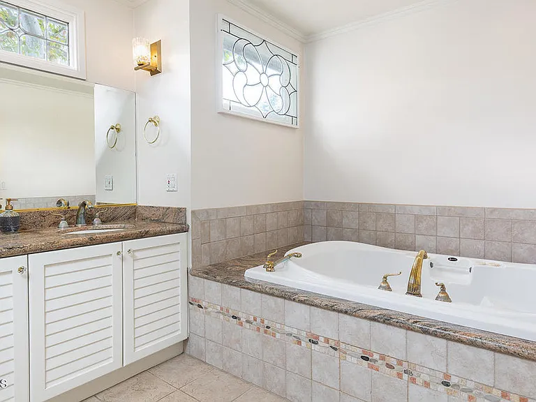 4819 Crown Ave — Photo 22