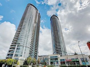 135 Village Green Sq #2022, Toronto, ON M1S 0G4