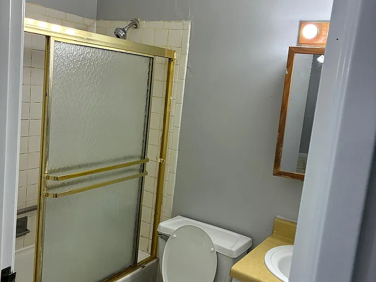 333 Hawthorne Cir #5 — Photo 7