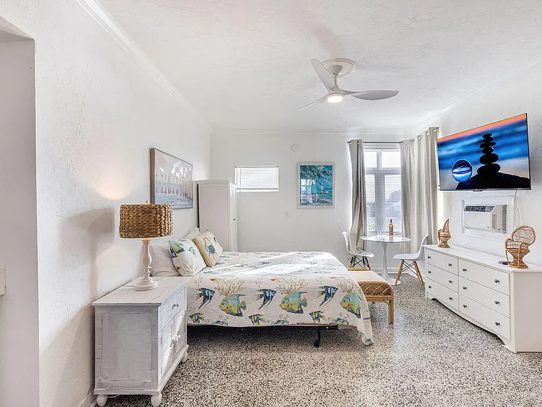 88 S Ocean Blvd — Photo 3
