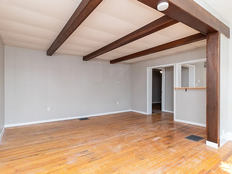 300 N Park St #1 — Photo 6