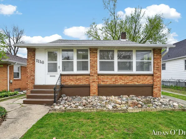 1116 Atlantic St NW, Grand Rapids, MI 49504