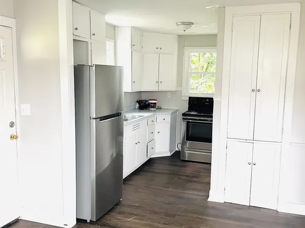 637 Oakland Ave, Greensburg, PA 15601